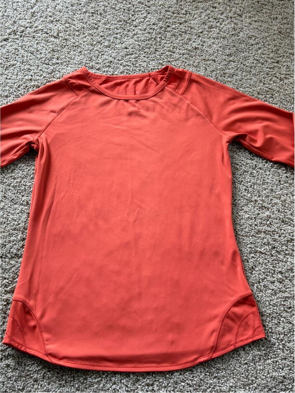 Oiselle Coral Long Sleeve Crewneck training shirt size 4